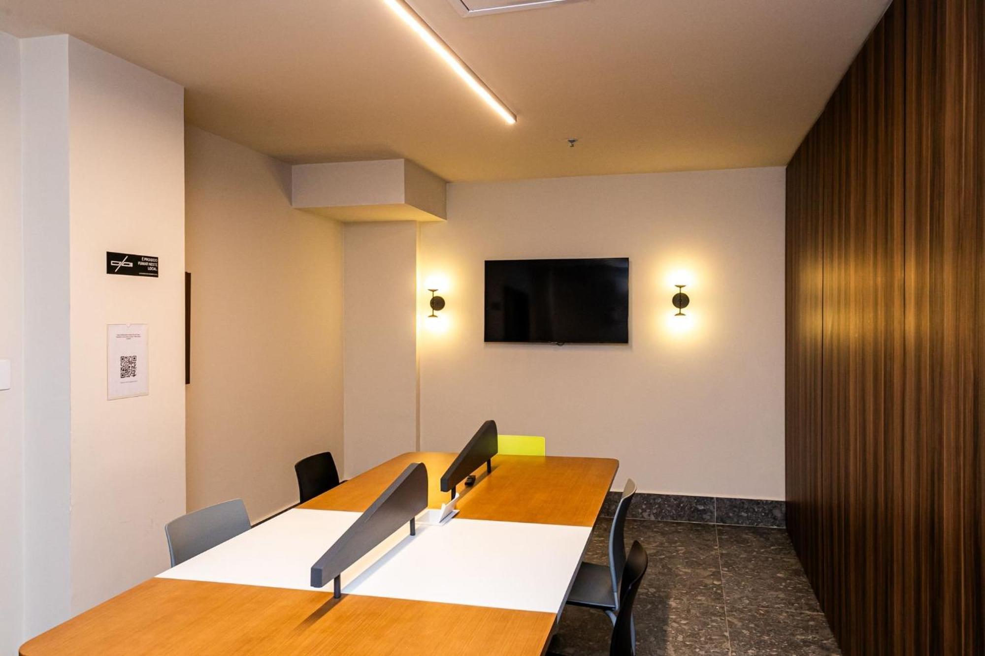 Apartamento Centro Do Rj: Business Minimalist|sd 80/205